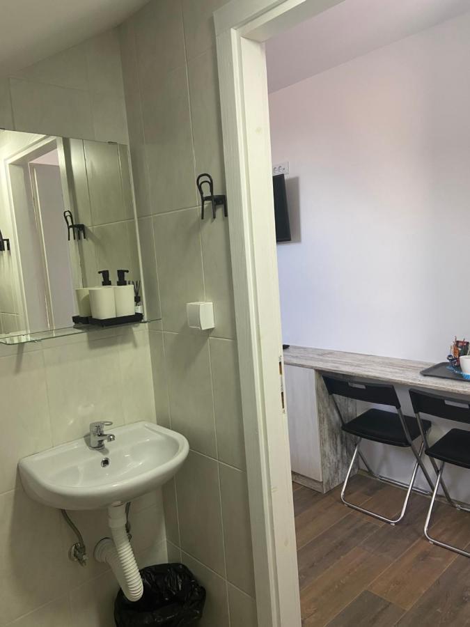 Omis Rooms ปานเชโว ภายนอก รูปภาพ